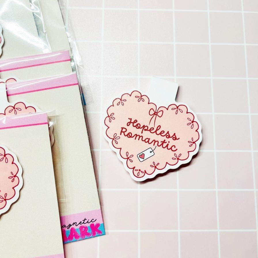 Magnetic Bookmark, Hopeless Romantic