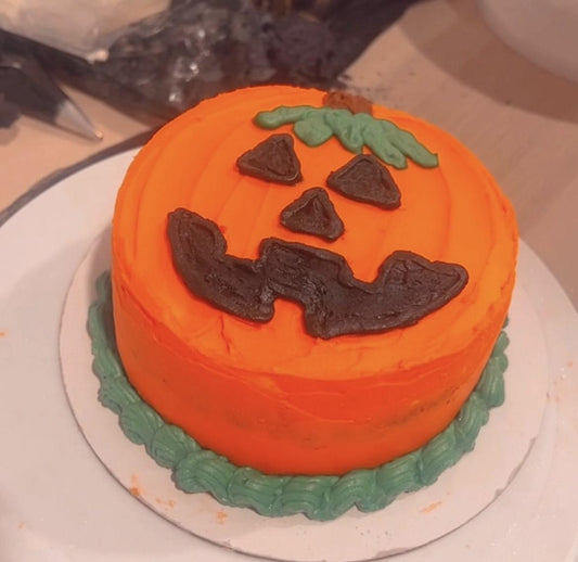 Spooky Cake Deco workshop 10/30 6:00pm-8:00pm